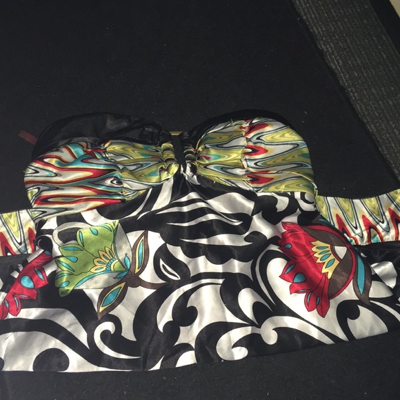 Top - Picture 3 of 3